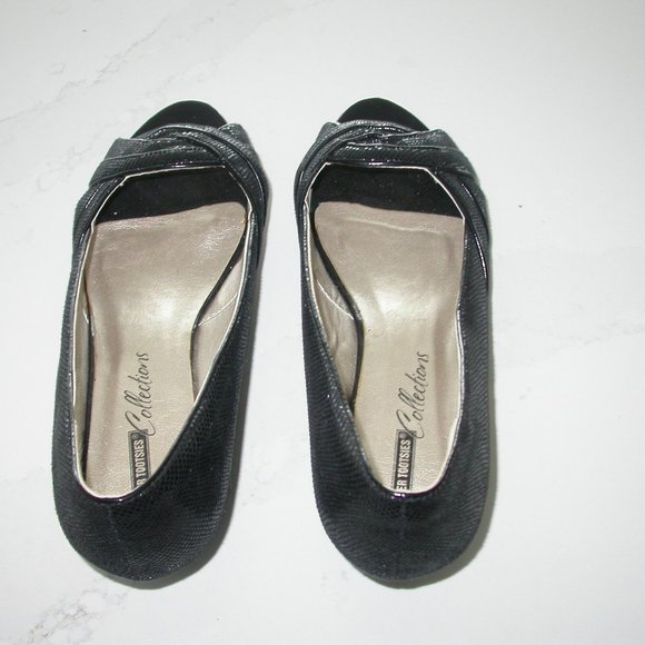 Open Toe Black Pumps - Picture 5 of 5